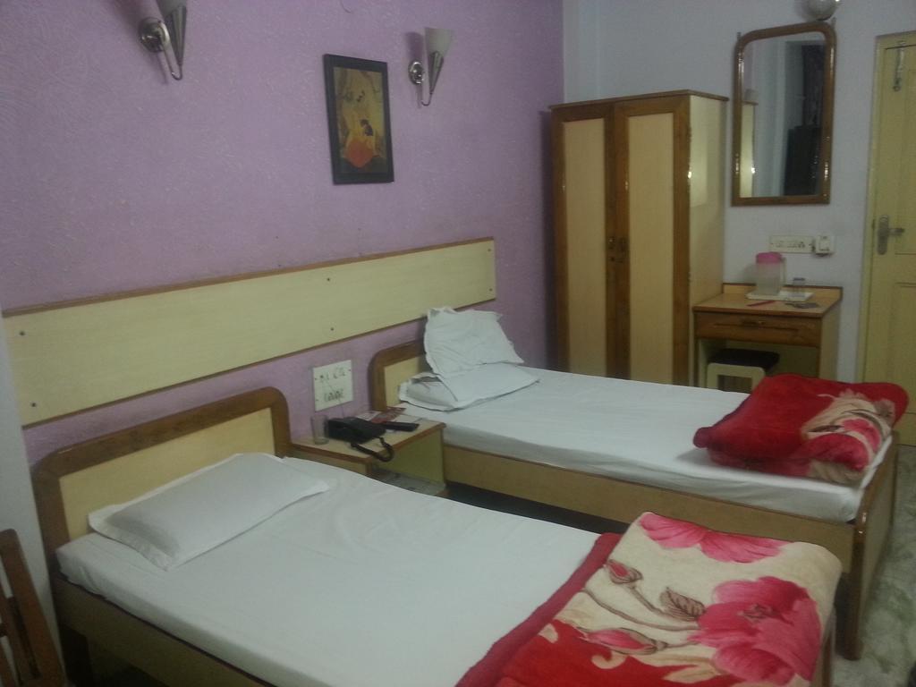 Hotel Royale Paradise Noida Chambre photo