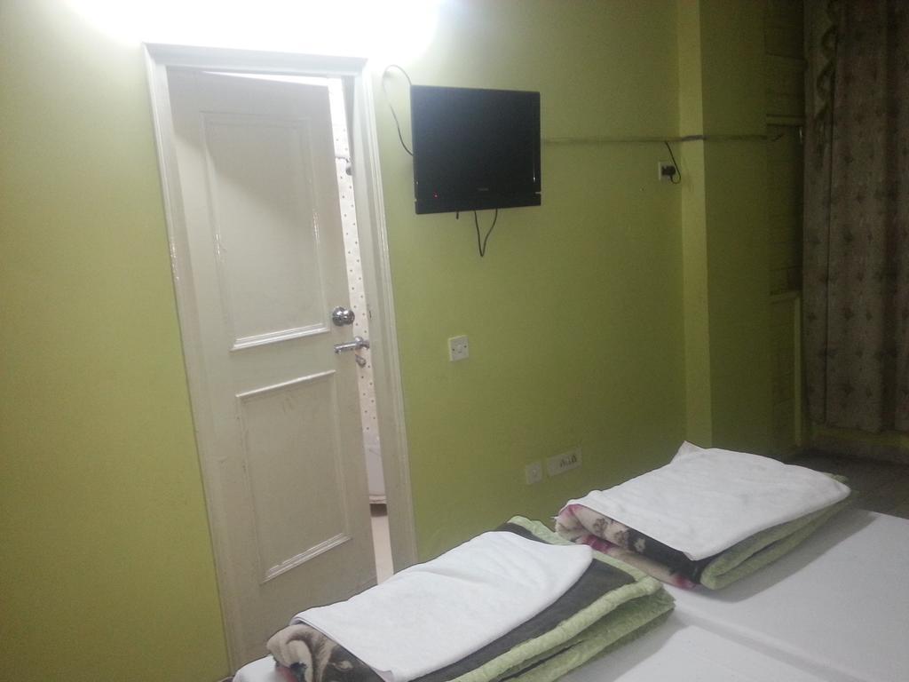 Hotel Royale Paradise Noida Extérieur photo