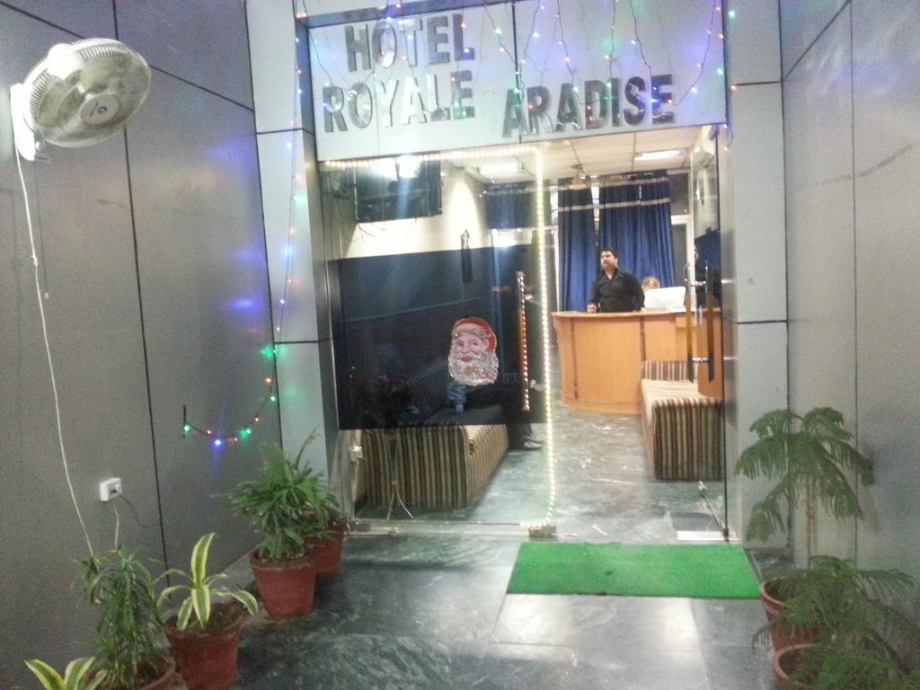 Hotel Royale Paradise Noida Extérieur photo