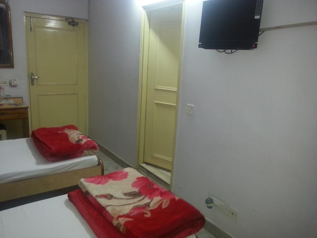 Hotel Royale Paradise Noida Chambre photo